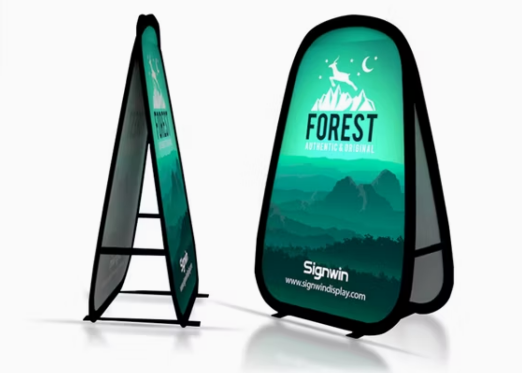 Pop Out Banner Vertikal
