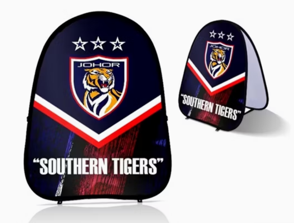 Pop Out Banner Vertikal